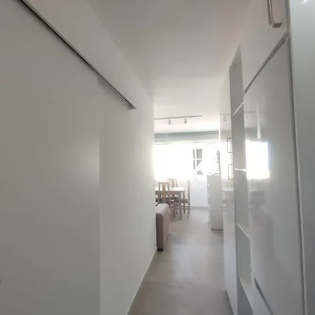 Dalias Apartment *